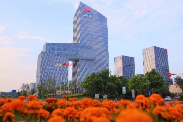 點(diǎn)贊！中國巨石榮登2023年玻璃纖維十大品牌榜單之首